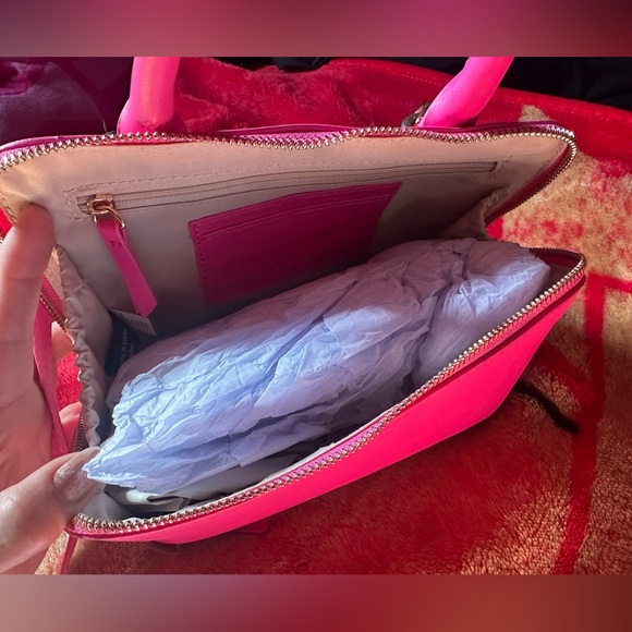 Small Fushia pink Crossbody purse INC brand NWT - Picture 6 of 16